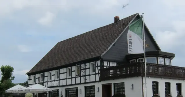 BookNoFees: Gaststätte Haus Habbel, Balve-Langenholthausen