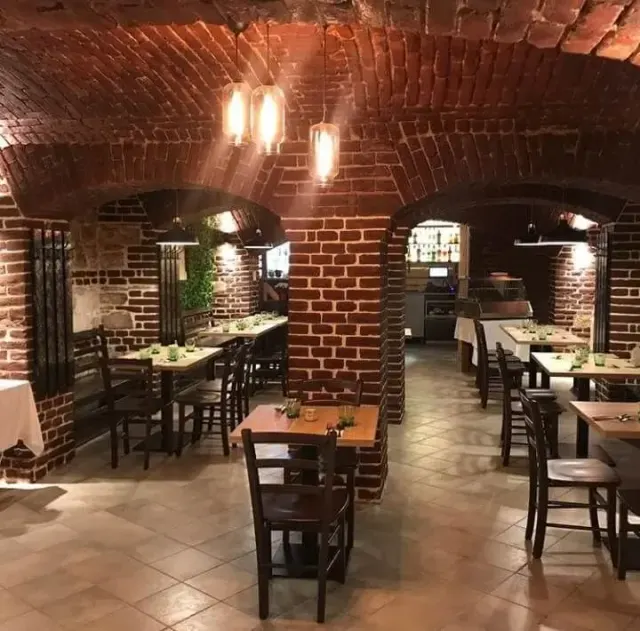 BookNoFees: Restaurang – Aubergine – Prague – Aubergine, bild 3