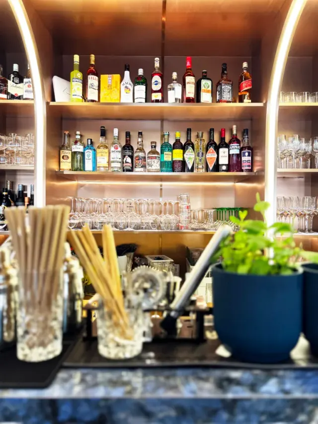 BookNoFees: Restaurang – Happy Lamb – Vienna – Glada lamm, bild 3