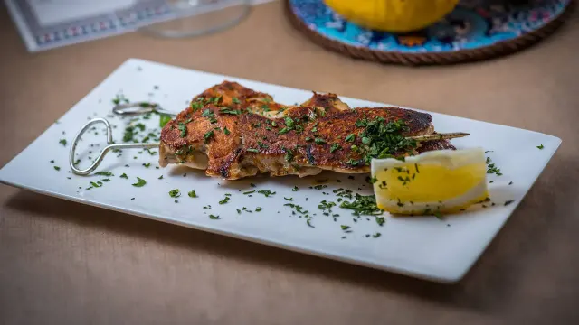 BookNoFees: Restaurang – Pata Negra – Budapest – Svart ben, bild 3
