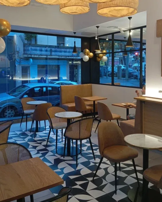 BookNoFees: Kafé – Granier – Madrid – Sädesmagasin, bild 2