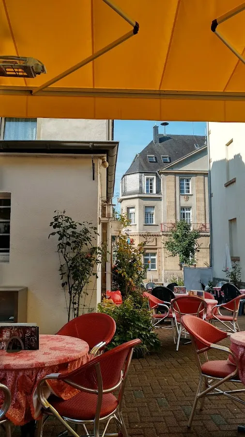 BookNoFees: Glass – Sagui Eiscafe – Wetter (Ruhr) – Välkommen till glasscaféet, bild 3