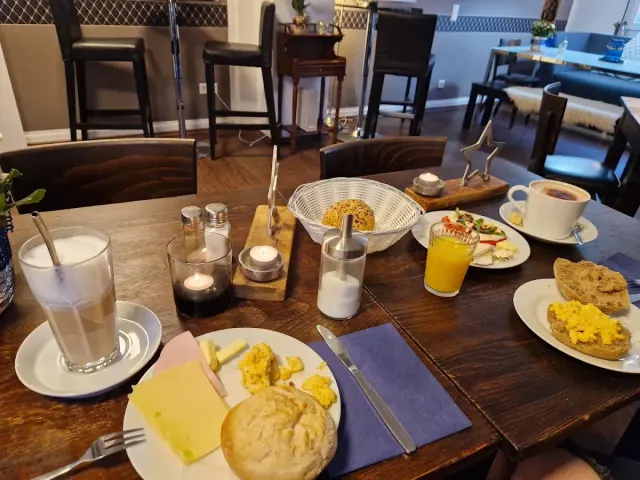 BookNoFees: Restaurang – Café Metamorphose – Sprockhövel – Café Metamorphose, bild 3