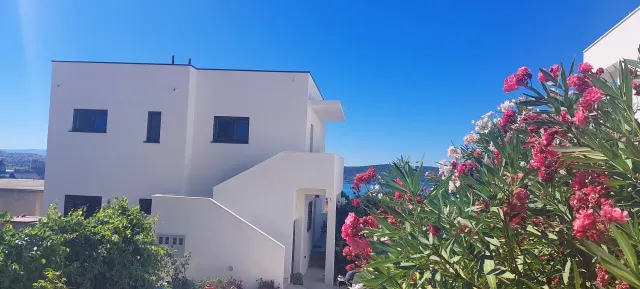 BookNoFees: Ett lugnt familjeboende med havsutsikt – Kaštel Sućurac, Split