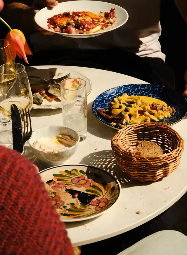 BookNoFees: Etsi, Paris