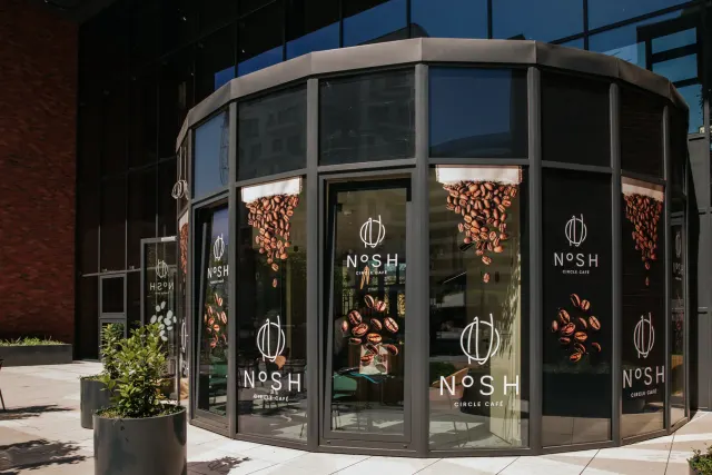 BookNoFees: Kafé – Nosh Circle Café – Budapest – Nosh Circle Café, bild 2