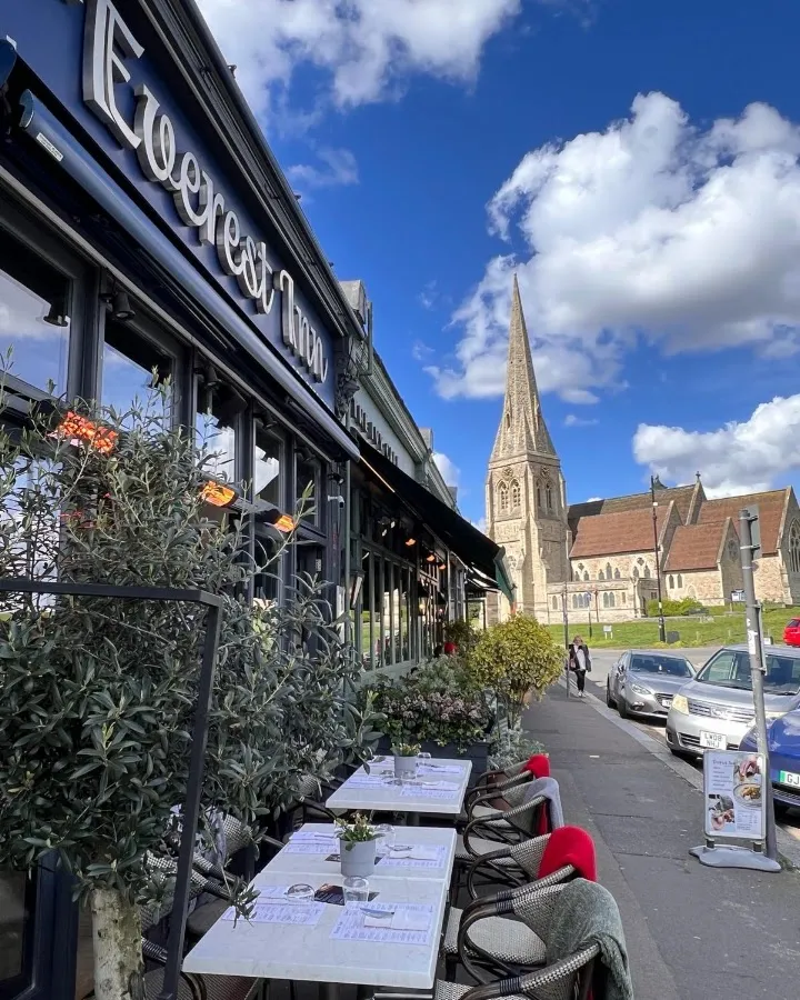 BookNoFees: Restaurang – Everest Inn – London – Everest Inn, bild 1