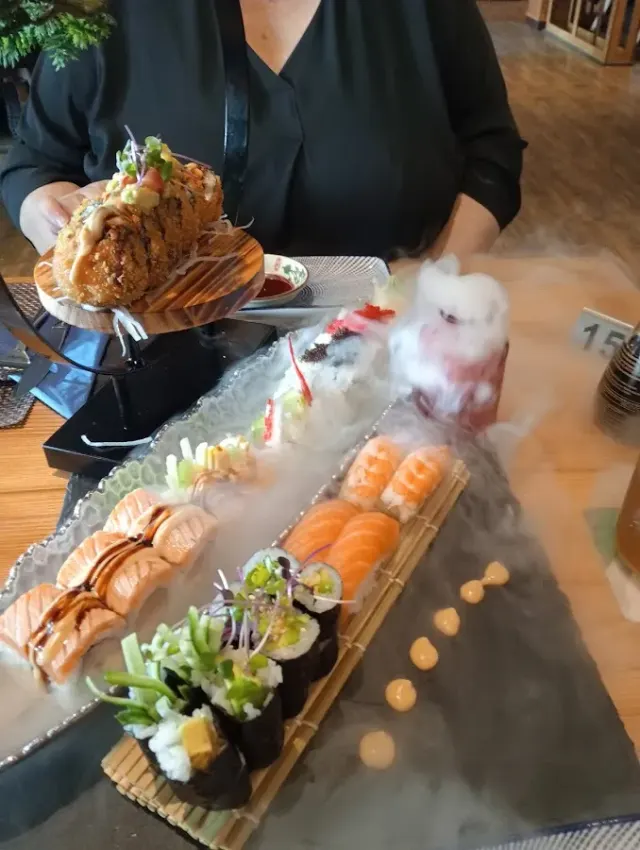 BookNoFees: Restaurang – Kyoto im Kolpinghaus – Sundern – Kyoto i Kolpinghuset, bild 2