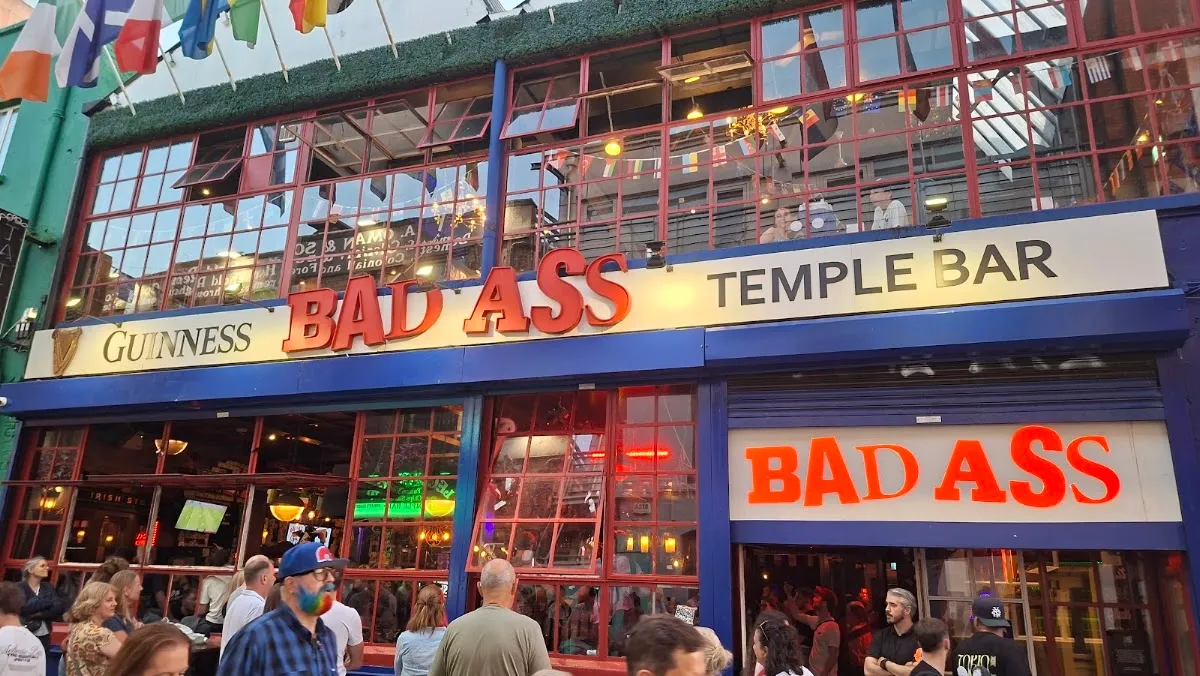 BookNoFees: Restaurang – Bad Ass Cafe – Dublin – Bad Ass Cafe, bild 1