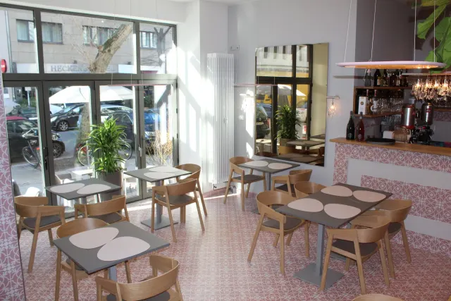 BookNoFees: Restaurang – Napolita – Berlin – Napolita, bild 2