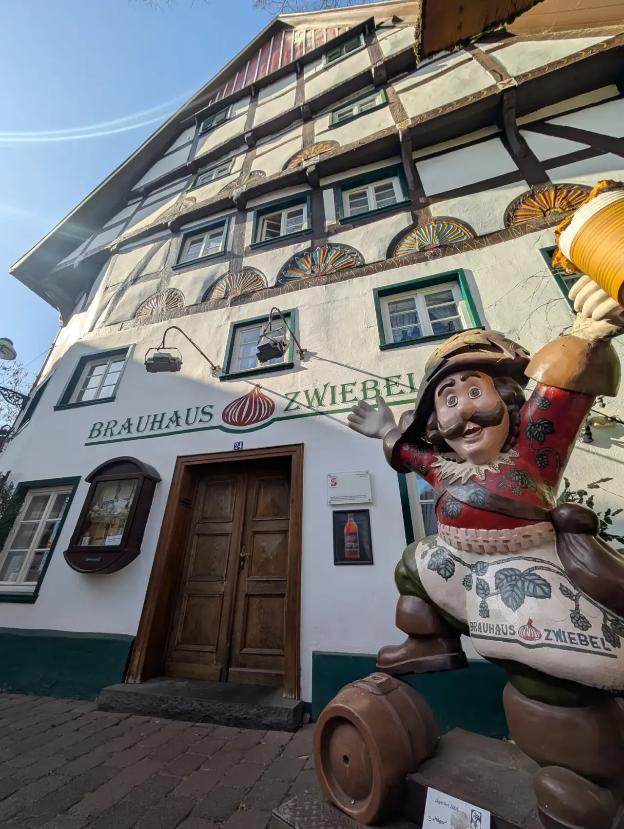 BookNoFees: Restaurang – Brauhaus Zwiebel – Soest – Bryggeriet Zwiebel, bild 1