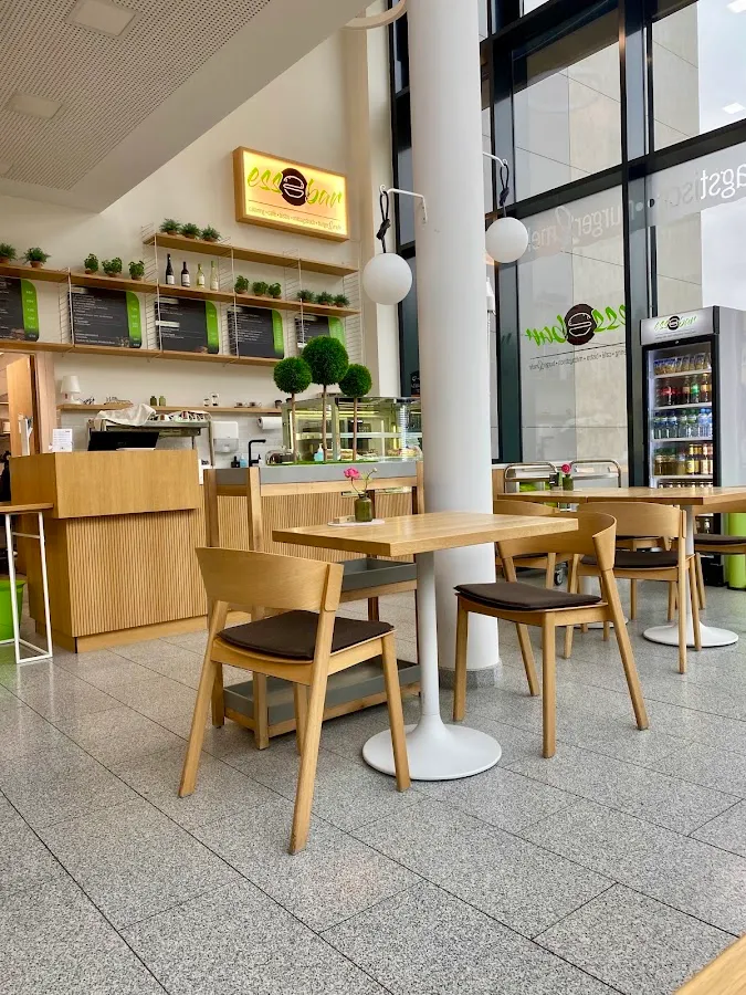 BookNoFees: Restaurang – Essbar im KuGA – Bad Wünnenberg – Essbar i KuGA, bild 1