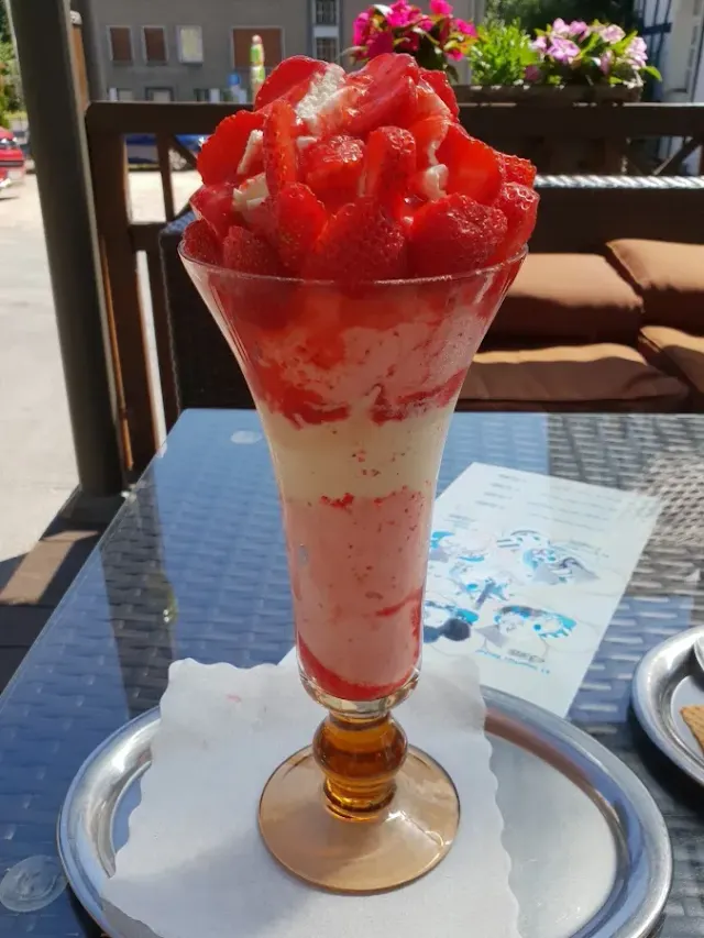 BookNoFees: Restaurang – Eiscafe La Tomina – Witten – Eiscafé La Tomina, bild 2