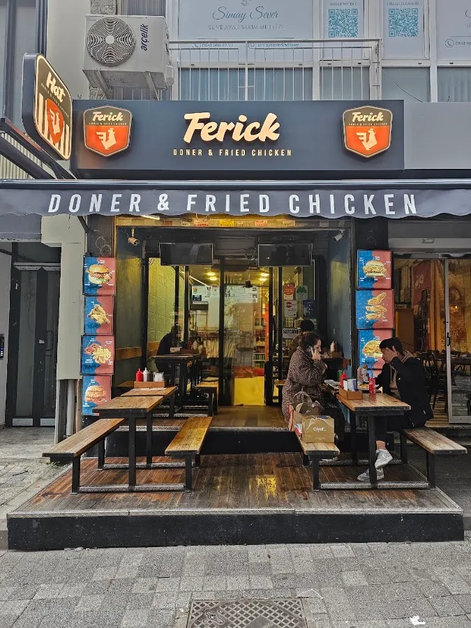 BookNoFees: Snackbar – Ferick Fried Chicken – Istanbul – Ferick Fried Chicken, bild 1