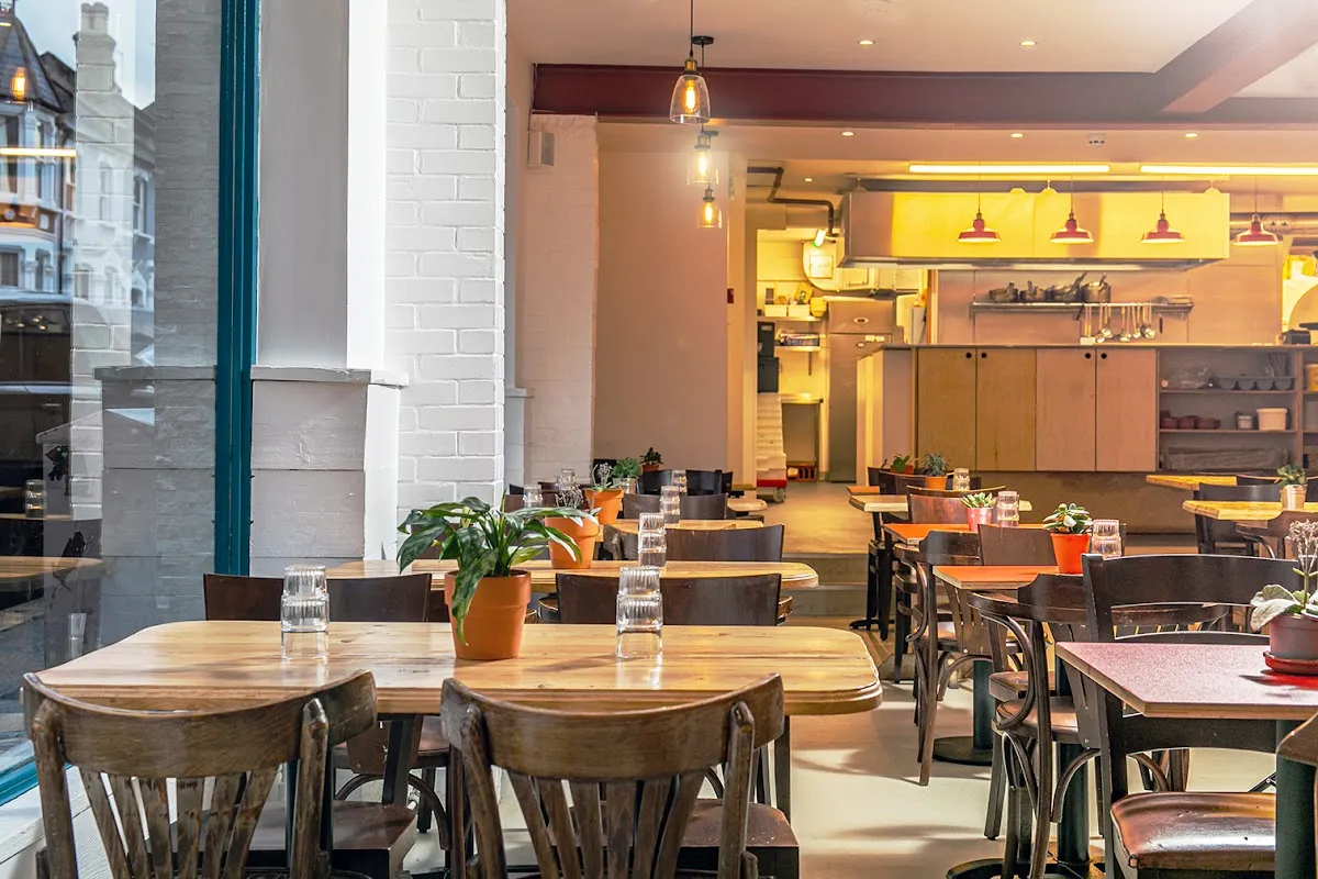 BookNoFees: Restaurang – Dusty Knuckle Bakery – London – Dusty Knuckle-bageriet, bild 1