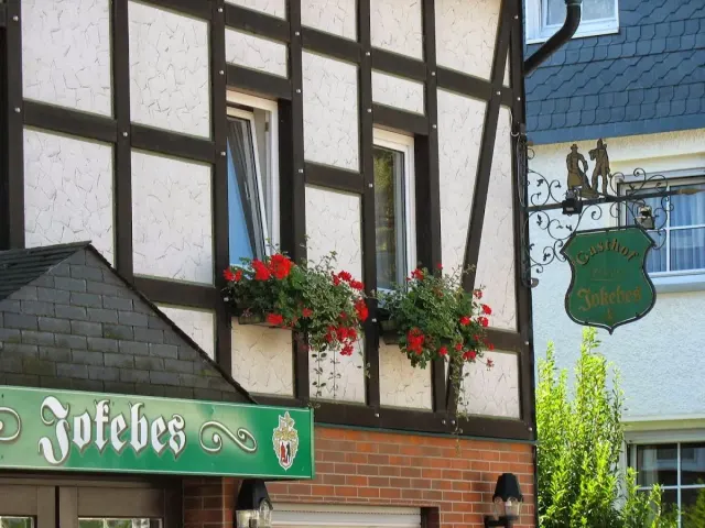 BookNoFees: Restaurang – Gasthof Jokebes – Netphen – Gasthof Jokebes, bild 3