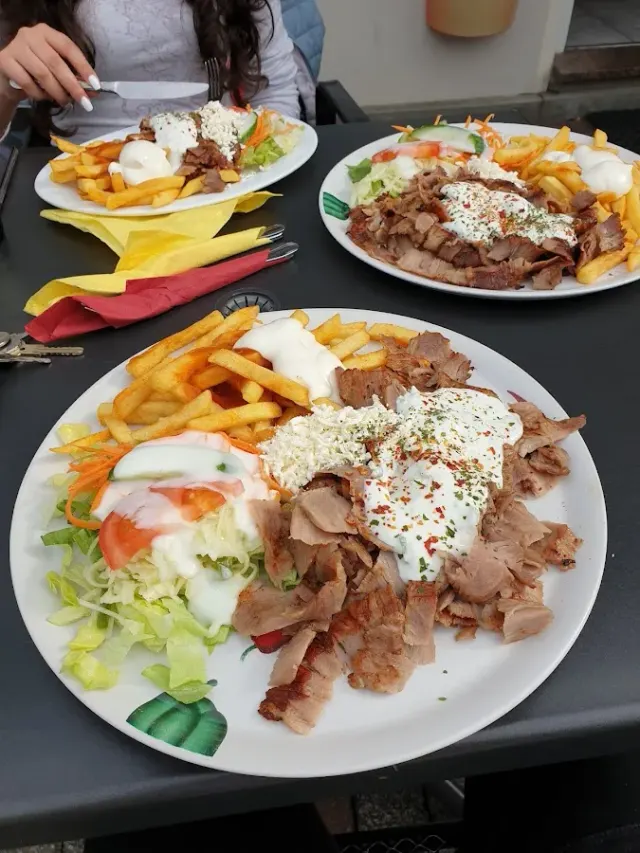 BookNoFees: Snackbar – Yan's Grill Imbiss – Geseke – Yan's Grill Snabbmat, bild 2