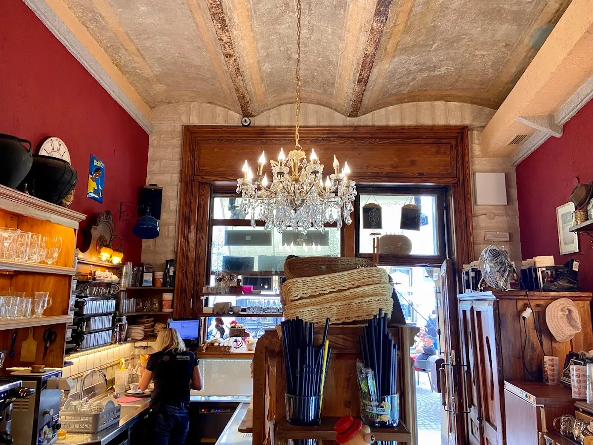 BookNoFees: Restaurang – Druga Violina – Ljubljana – Andra fiolen, bild 1