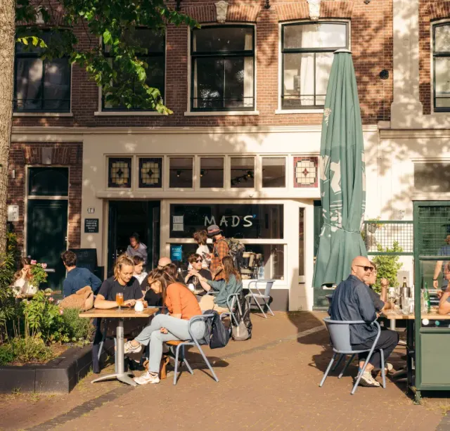 BookNoFees: Kafé – Mads – Amsterdam – Mads, bild 2