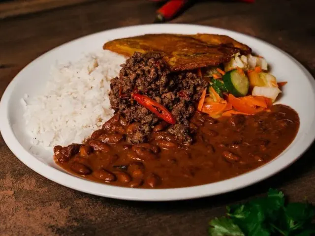 BookNoFees: Restaurang – El Arriero – Prague – Kärringaren, bild 3