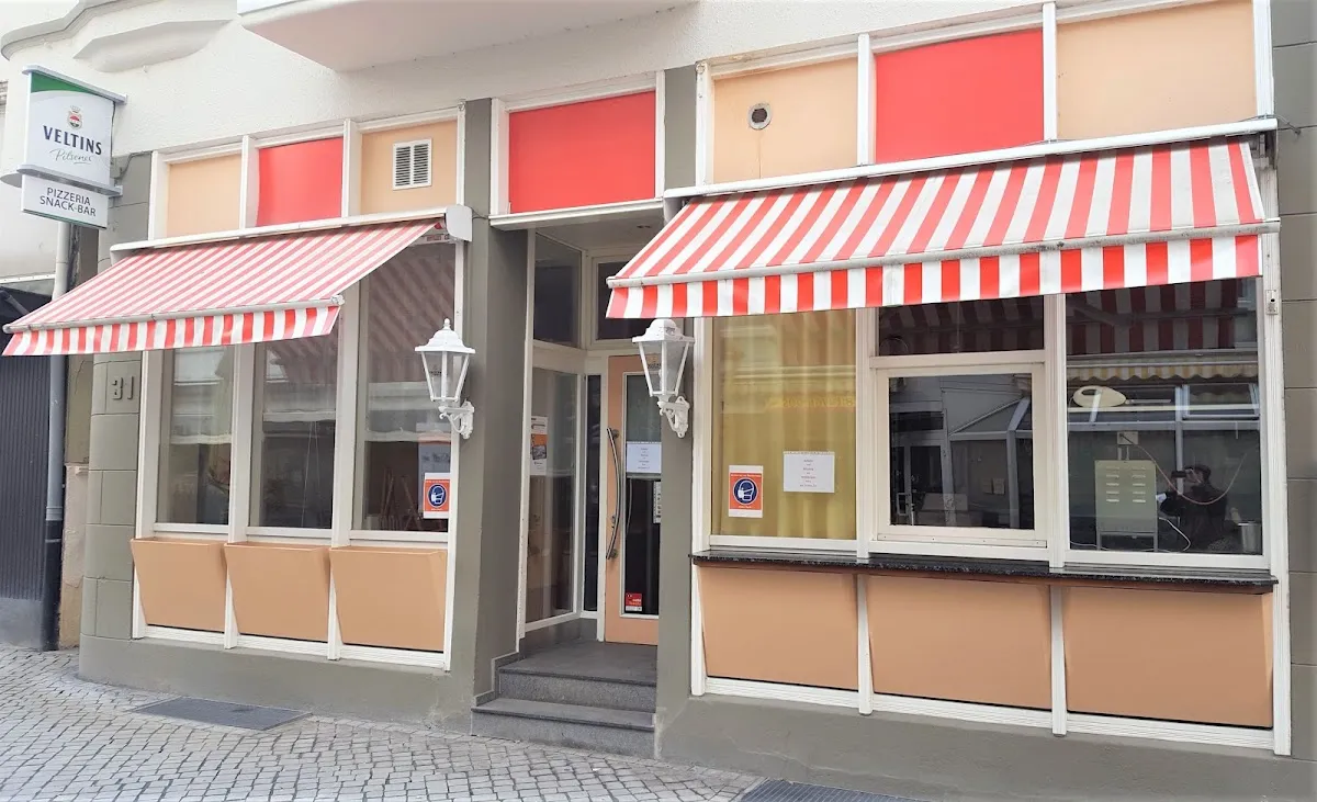 BookNoFees: Restaurang – Pizzeria Zum Brunnen – Plettenberg – Pizzeria Zum Brunnen, bild 1