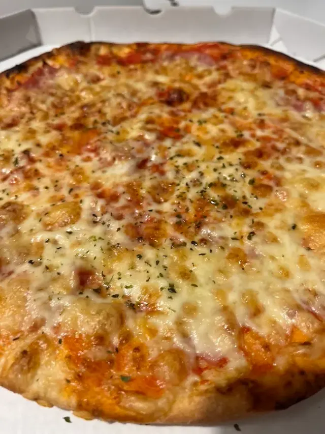 BookNoFees: Restaurang – Pizzeria Zum Brunnen – Plettenberg – Pizzeria Zum Brunnen, bild 3