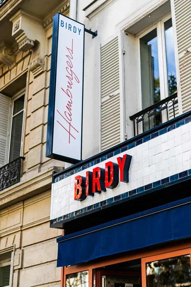 BookNoFees: Snackbar – Birdy – Paris – Birdy, bild 3
