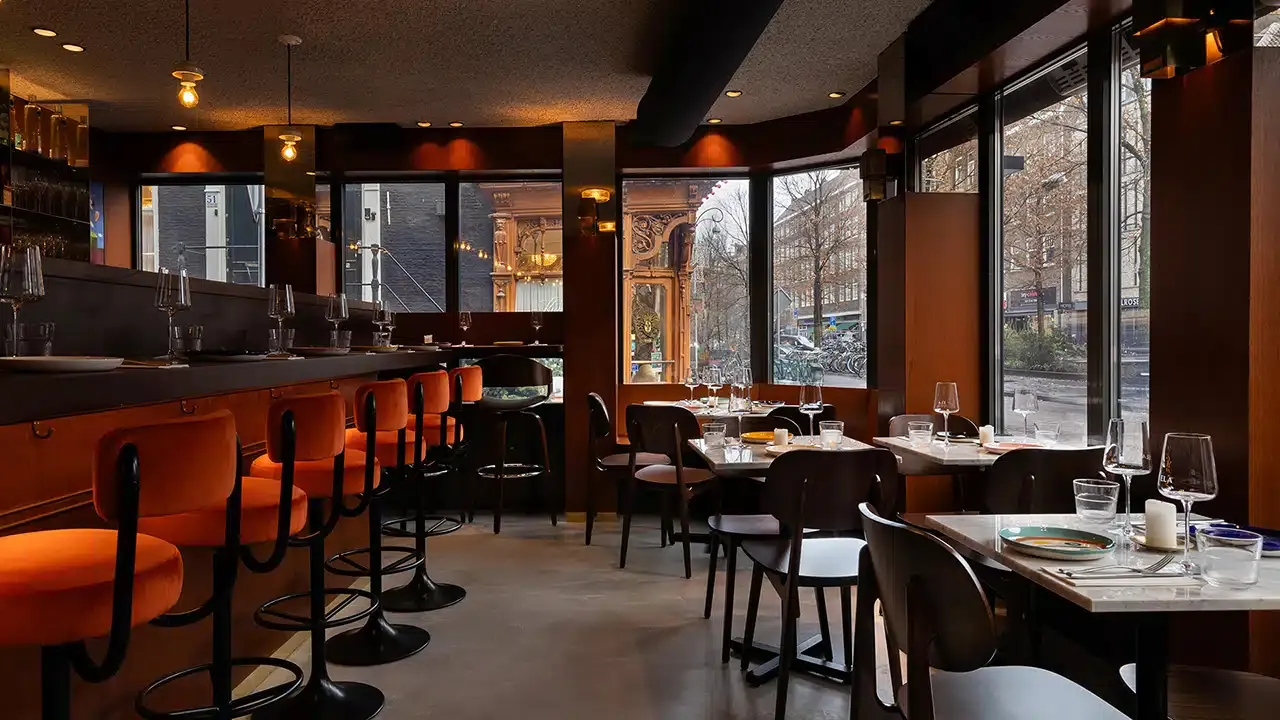 BookNoFees: Kafé – ELA Restobar – Amsterdam – ELA Restobar, bild 1