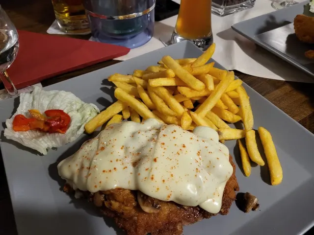 BookNoFees: Restaurang – Holthauser Grillstuben – Plettenberg – Holthauser Grillstuben, bild 3