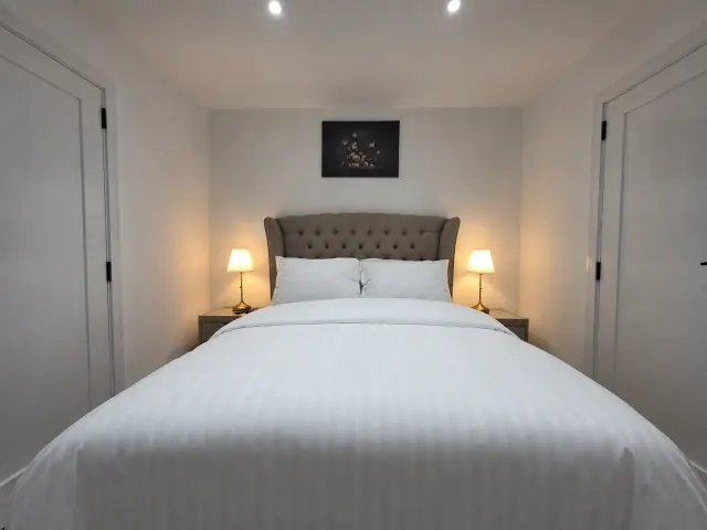BookNoFees: Luaz-View Lodge (Dublin, Irland) – Dublin 24