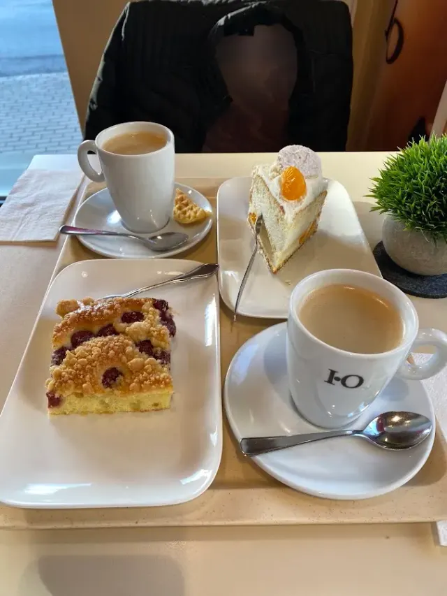 BookNoFees: Restaurang – Bäckerei Humpert – Wickede – Bageriet Humpert, bild 2