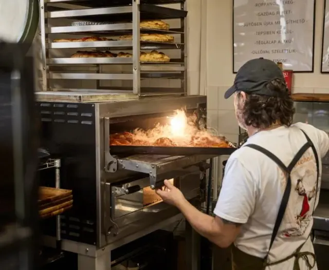 BookNoFees: Restaurang – D’Al Michele Pizzeria – Budapest – D’Al Michele Pizzeria, bild 2