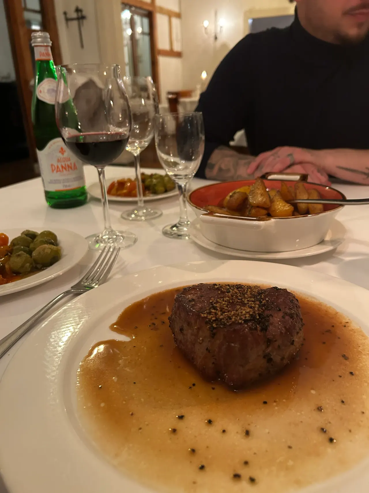 BookNoFees: Restaurang – Ristorante La Fenice – Arnsberg-Neheim – Restaurang La Fenice, bild 1