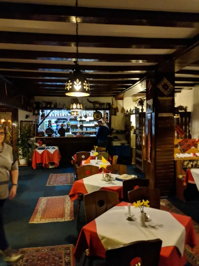 BookNoFees: Restaurang – Balkan Restaurant Haus Kristen – Geseke – Balkan-restaurangen Haus Kristen, bild 3