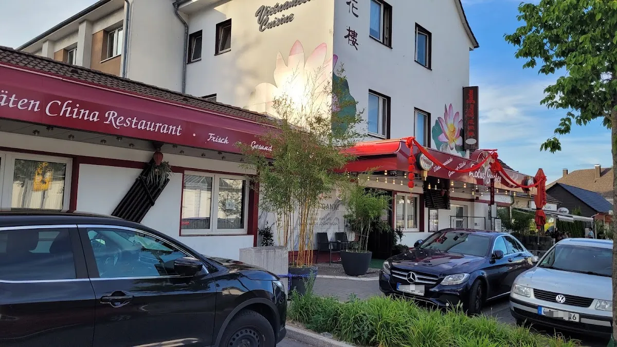 BookNoFees: Restaurang – Lotus Garten – Gevelsberg – Lotus-trädgården, bild 1
