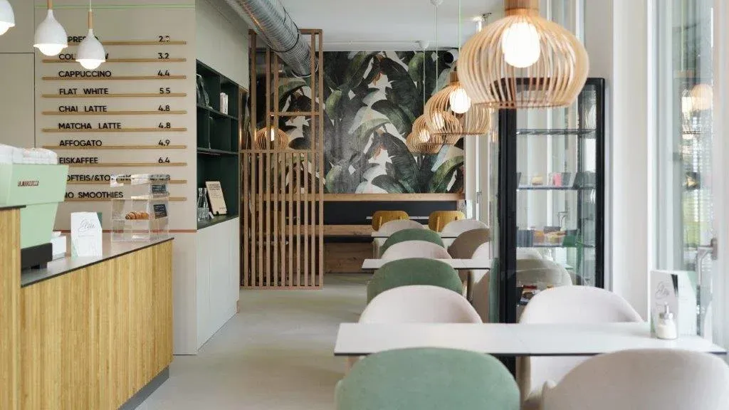 BookNoFees: Kafé – Elou – Vienna – Elou, bild 1
