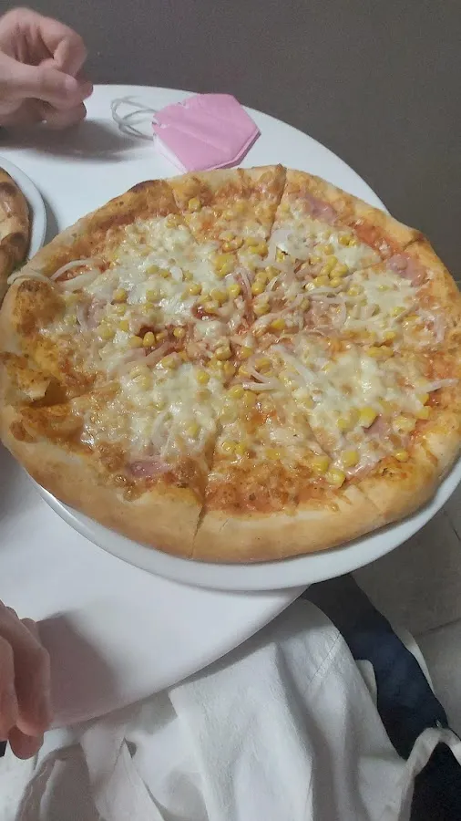 BookNoFees: Snackbar – Študentka – Bratislava – Student, bild 2