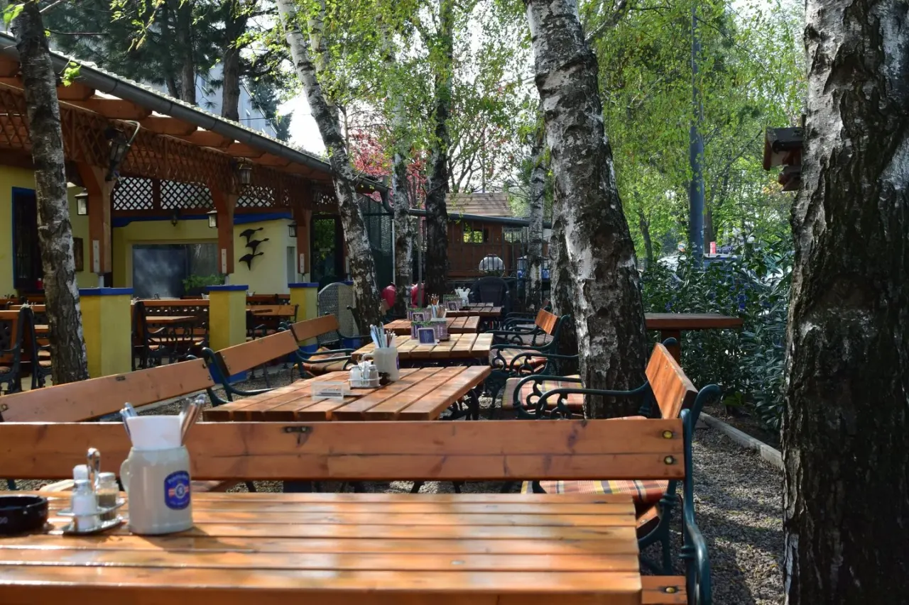 BookNoFees: Restaurang – DonauStadtwirt – Vienna – DonauStadtwirt, bild 1