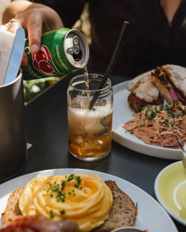 BookNoFees: Kafé – Bakers and Roasters – Amsterdam – Bagerier och kaffebrännare, bild 2
