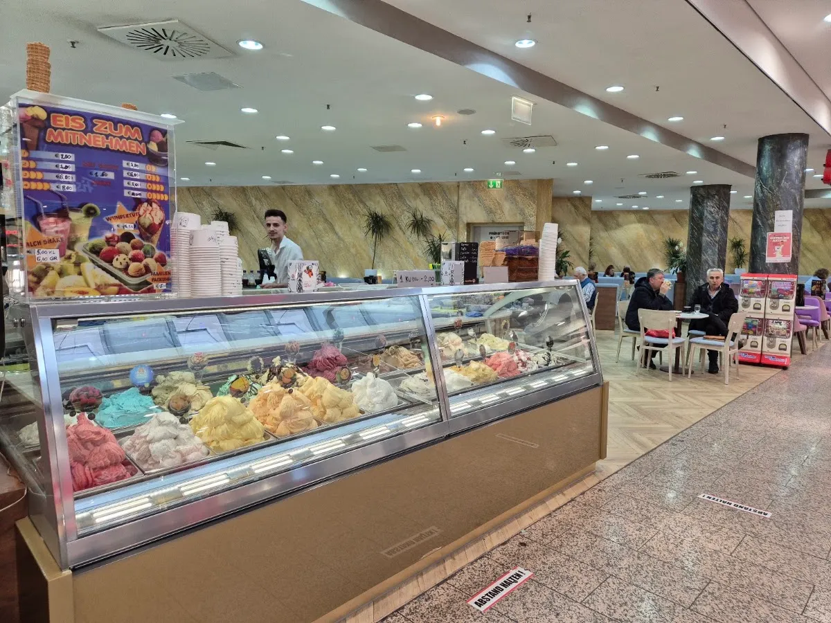 BookNoFees: Restaurang – Eiscafé Leone – Lüdenscheid – Eiscafé Leone, bild 1