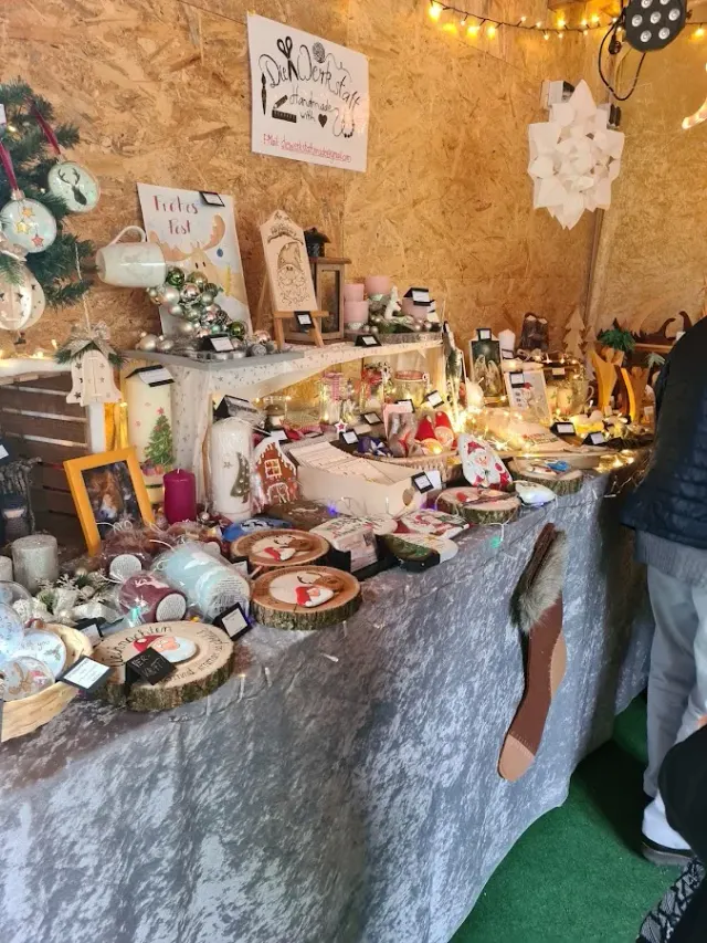 BookNoFees: Kafé – Cafe "Klunterbunt" – Nachrodt-Wiblingwerde – Kafé ”Klunterbunt”, bild 2