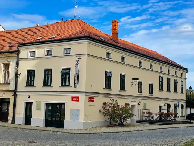 BookNoFees: Residenset Zvon – Znojmo