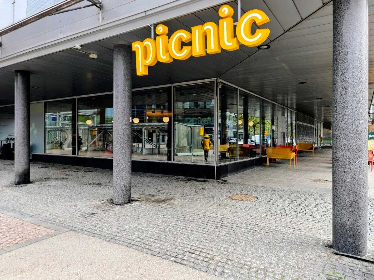 BookNoFees: Kafé – Picnic Ruoholahti – Helsinki – Picnic Ruoholahti, bild 1
