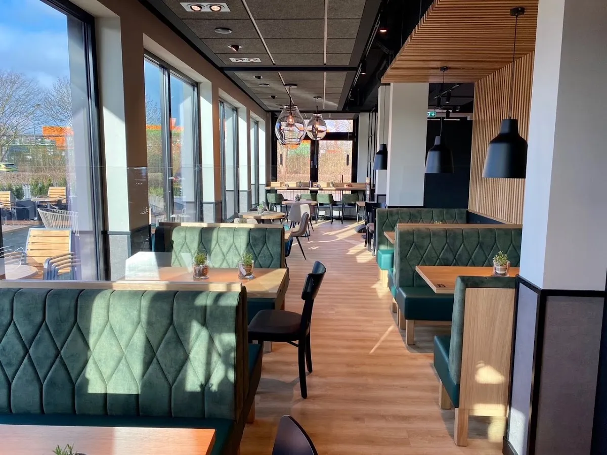 BookNoFees: Restaurang – MALZERS Backstube – Bergkamen – MALZERS Bageri, bild 1