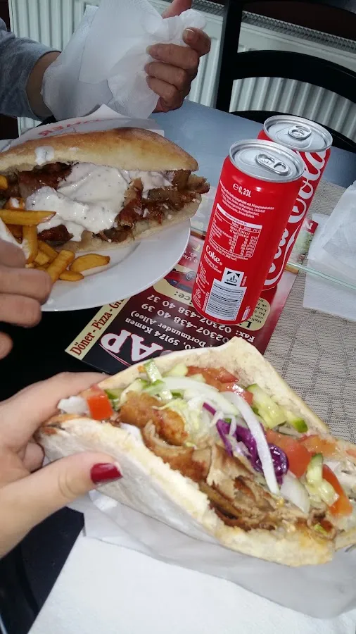 BookNoFees: Restaurang – B K Kebap Restaurant – Kamen – B K Kebap Restaurang, bild 2