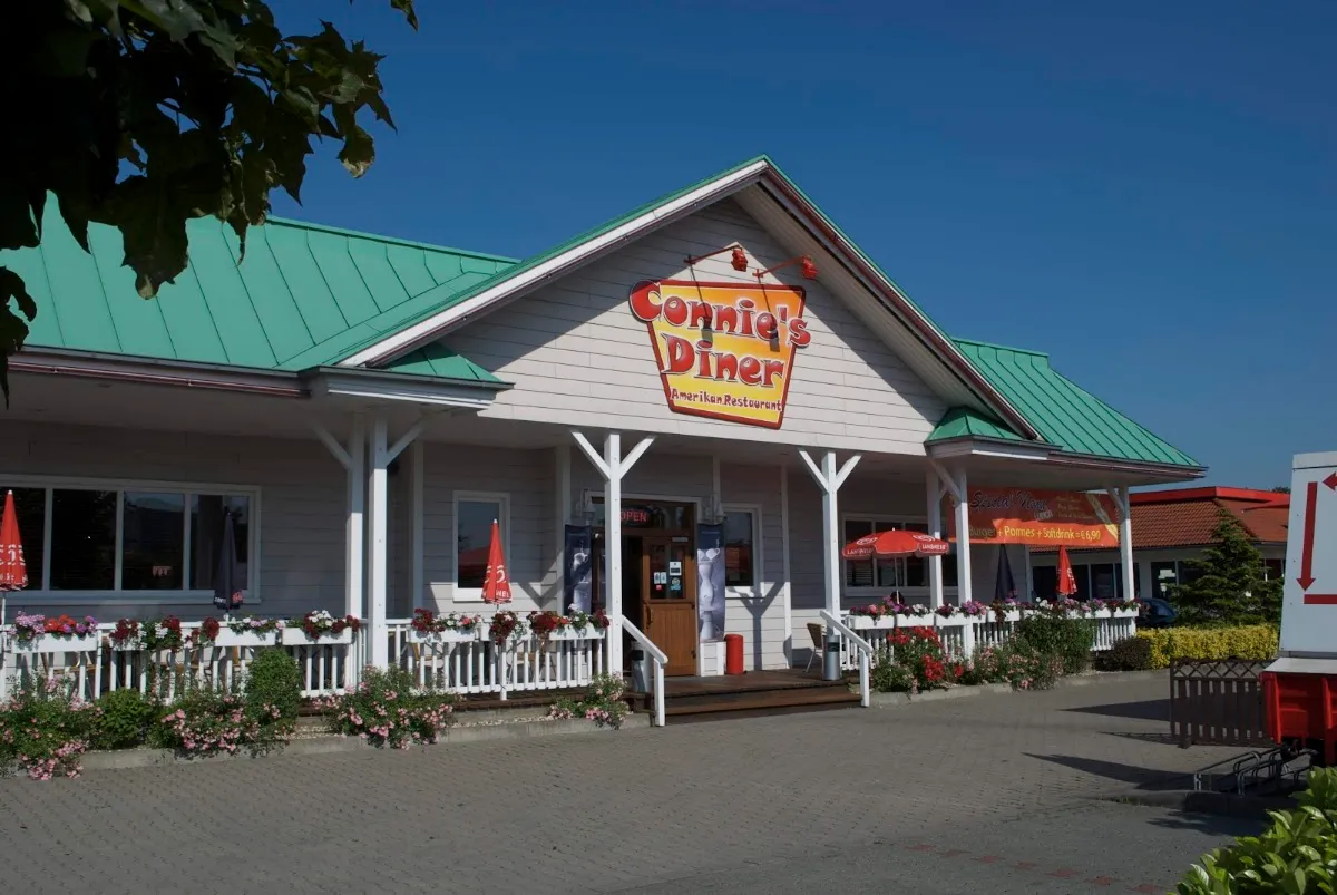 BookNoFees: Restaurang – Connies Diner – Kamen – Connies Diner, bild 1