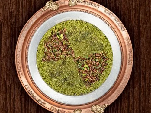 BookNoFees: Restaurang – DİYARZADE KÜNEFE, KATMER, BAKLAVA, VE TATLI – Istanbul – DİYARZADE KÜNEFE, KATMER, BAKLAVA OCH DESSERT, bild 3