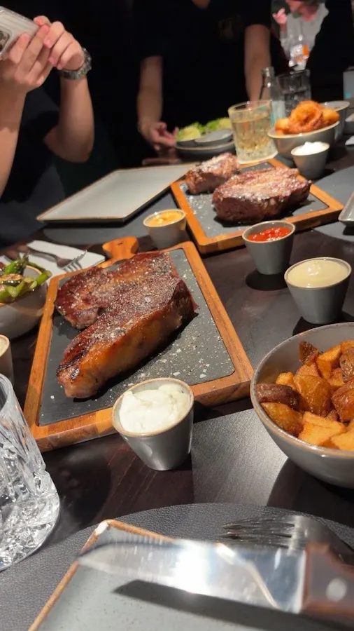 BookNoFees: Restaurang – Gaststätte Litfass – Halver – Restaurang Litfass, bild 1