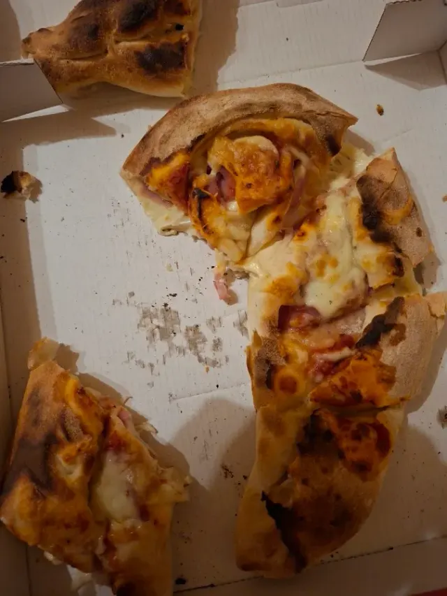 BookNoFees: Restaurang – Pizza Gino – Lünen – Pizza Gino, bild 3