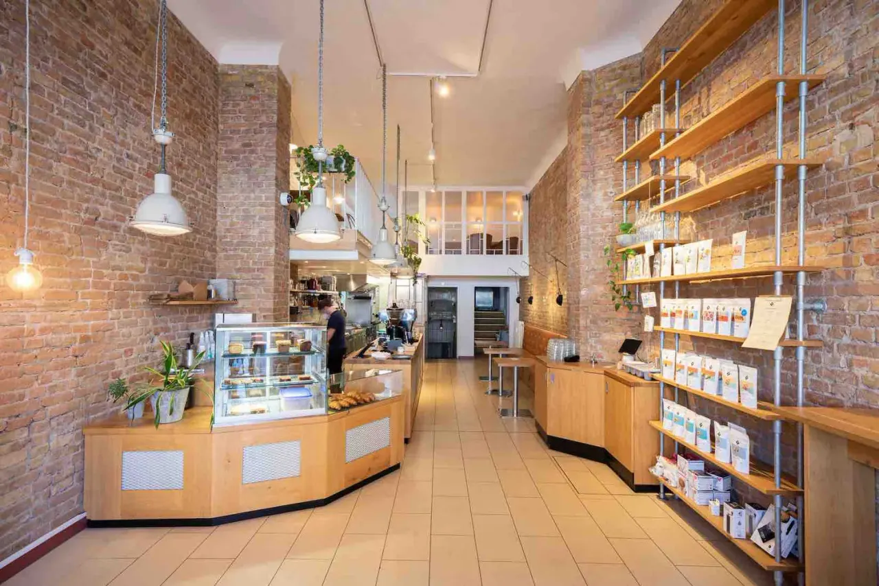 BookNoFees: Kafé – 19grams – Berlin – 19 gram, bild 1